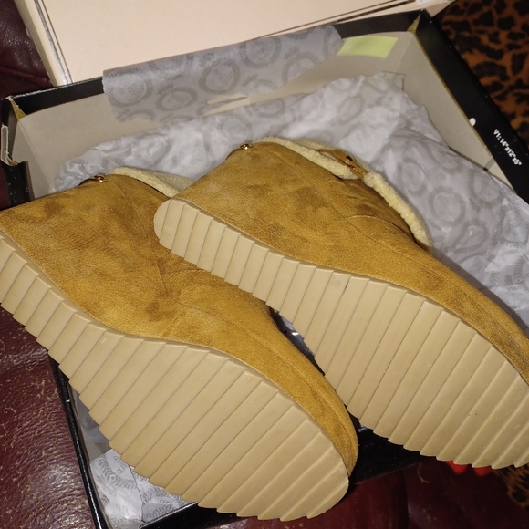 BLACK FRIDAY SALE NOV28/DEC5NWOT Juicy Couture Boots - Picture 4 of 9